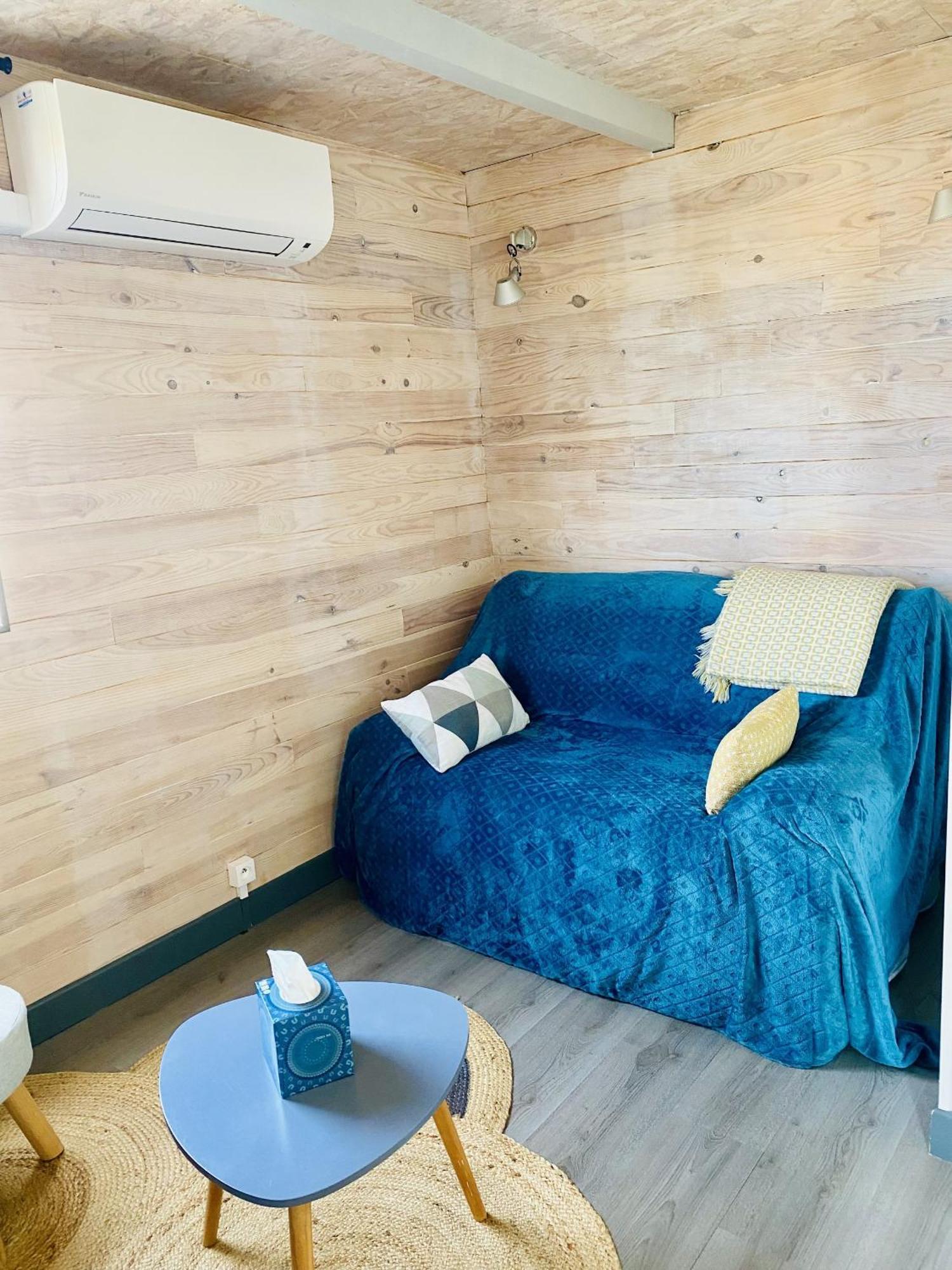 Chalet Atypique Au Calme Avec Emplacement Ideal Soubise ภายนอก รูปภาพ